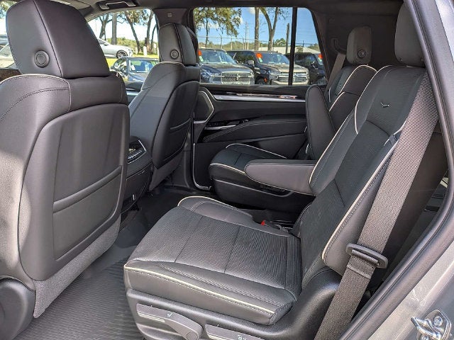 2026 Cadillac Escalade Luxury