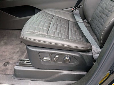 2027 Cadillac Escalade Platinum Sport