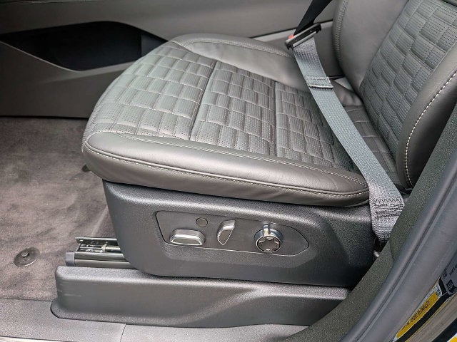 2027 Cadillac Escalade Platinum Sport