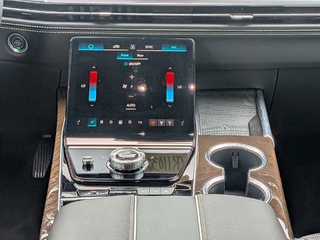 2027 Cadillac Escalade 4WD Platinum Sport