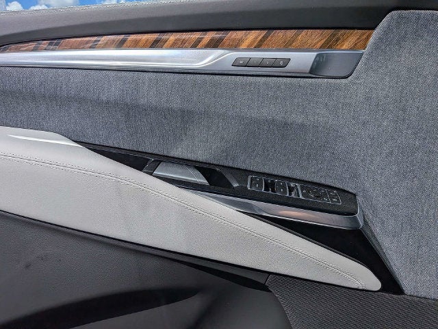 2027 Cadillac Escalade Platinum Sport