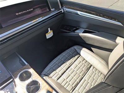 2025 Cadillac Escalade Sport Platinum