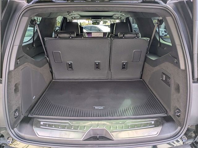 2026 Cadillac Escalade ESV Luxury