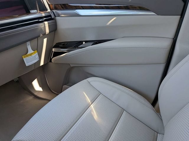2026 Cadillac Escalade ESV Platinum Luxury