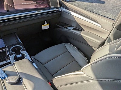 2025 Cadillac Escalade ESV Sport