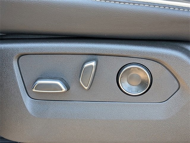 2025 Cadillac Escalade ESV Sport