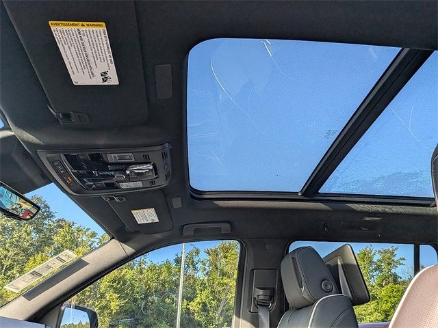 2025 Cadillac Escalade ESV Sport