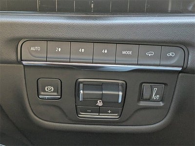 2025 Cadillac Escalade ESV Sport