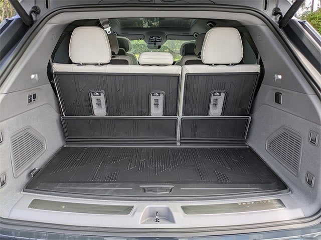 2026 Cadillac ESCALADE IQ Luxury