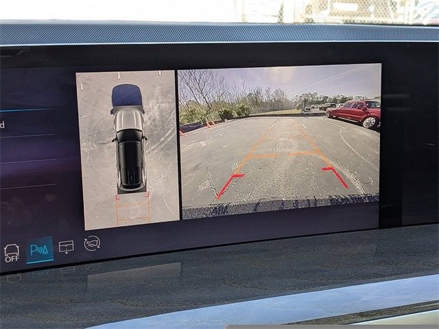 2025 Cadillac ESCALADE IQ Luxury 2