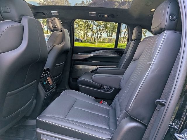 2026 Cadillac ESCALADE IQ Premium Sport