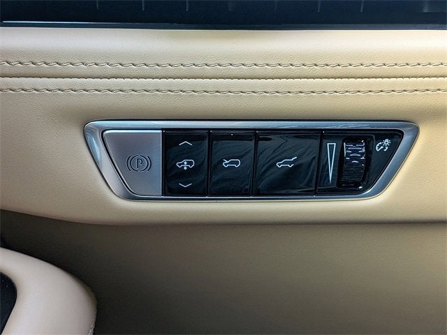 2026 Cadillac ESCALADE IQ Premium Sport