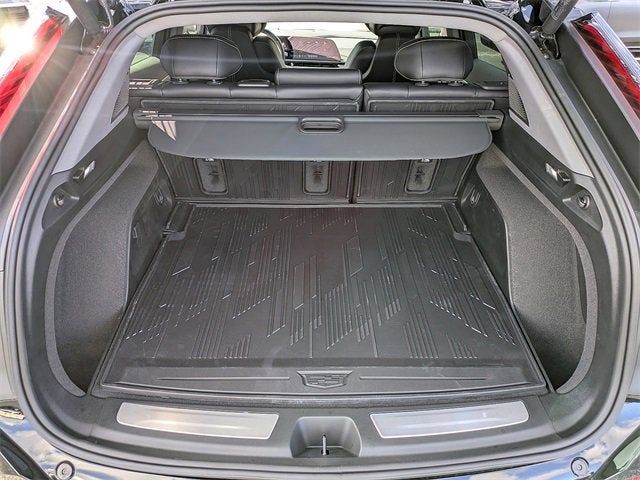 2026 Cadillac OPTIQ Premium Luxury