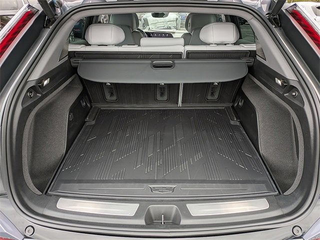 2026 Cadillac OPTIQ Premium Luxury