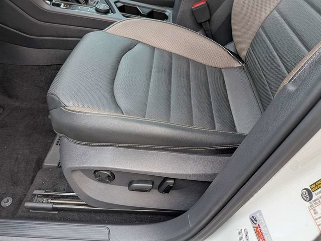 2023 Volkswagen Taos SEL