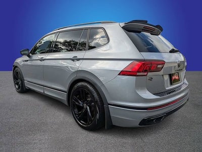 2023 Volkswagen Tiguan SE R-Line Black