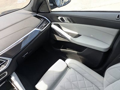 2023 BMW X6 M50i