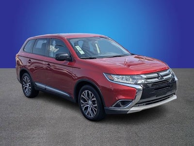 2017 Mitsubishi Outlander ES