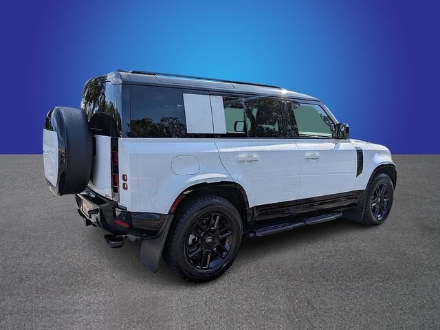 2025 Land Rover Defender X-Dynamic SE