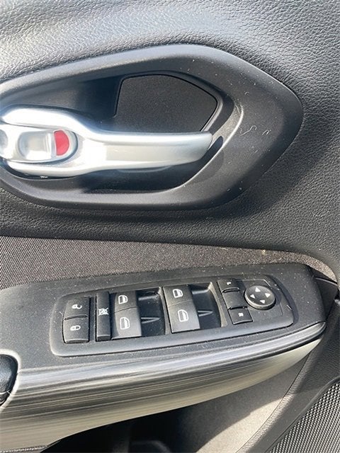 2015 Jeep Cherokee Sport