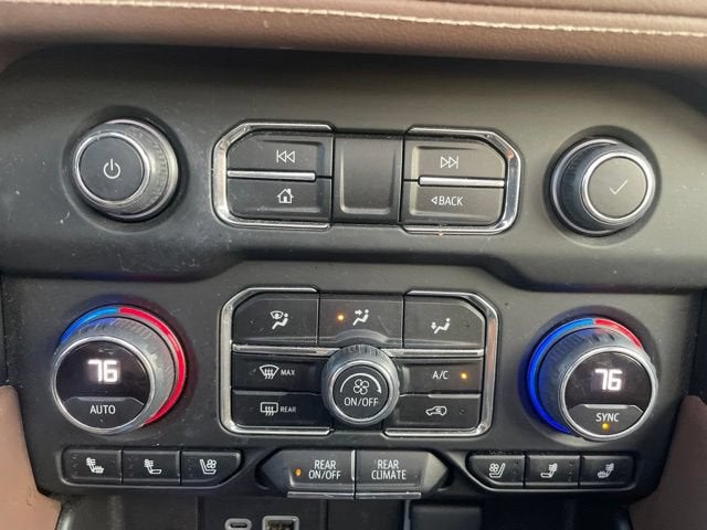 2023 Chevrolet Suburban High Country
