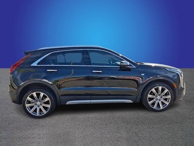 2023 Cadillac XT4 Premium Luxury