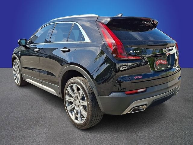 2023 Cadillac XT4 Premium Luxury