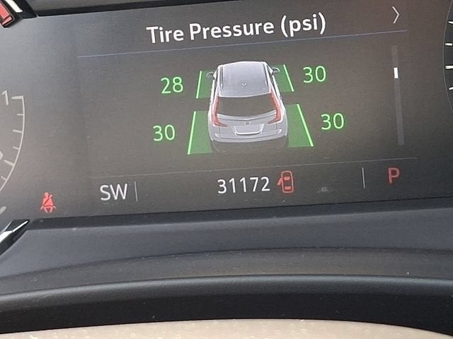 2023 Cadillac XT4 FWD Premium Luxury