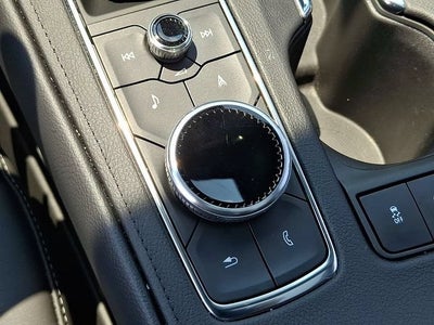 2023 Cadillac XT4 FWD Premium Luxury