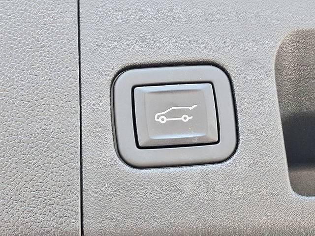 2023 Cadillac XT4 FWD Premium Luxury