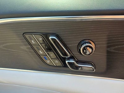 2024 Cadillac LYRIQ Sport 3