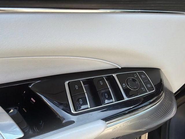 2024 Cadillac LYRIQ Sport 3