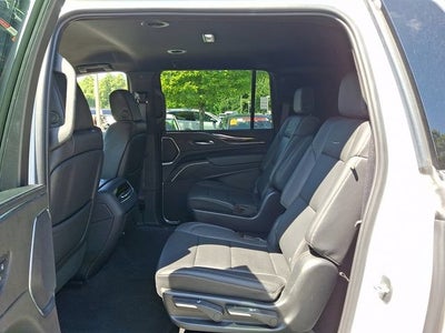 2023 Cadillac Escalade ESV 4WD Luxury