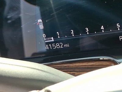 2023 Cadillac Escalade ESV 4WD Luxury
