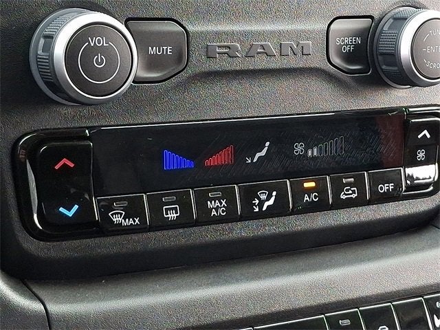 2024 RAM ProMaster Cargo Van Tradesman