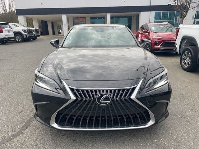 2024 Lexus ES ES 300h Ultra Luxury