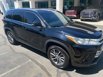 2018 Toyota Highlander SE