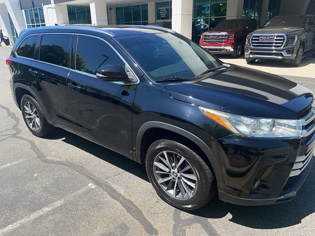 2018 Toyota Highlander SE