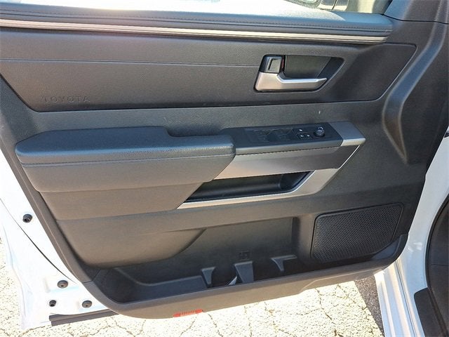 2023 Toyota Tundra 4WD SR5