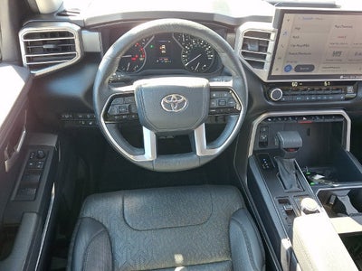 2022 Toyota Tundra 4WD SR5