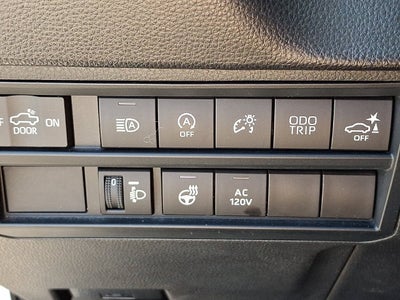 2022 Toyota Tundra 4WD SR5