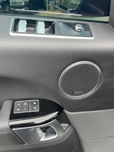 2022 Land Rover Range Rover Sport HSE Silver Edition