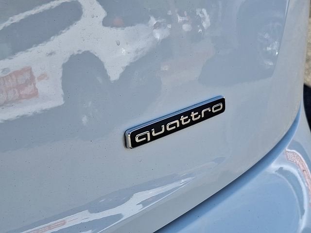 2022 Audi Q5 S line Premium