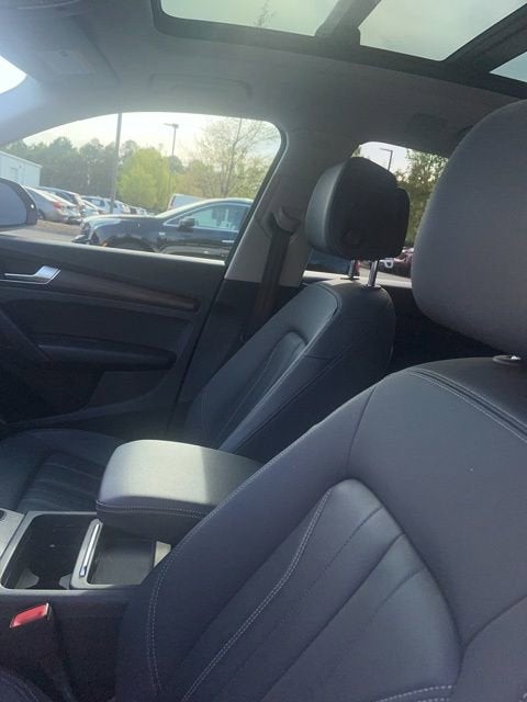 2022 Audi Q5 S line Premium