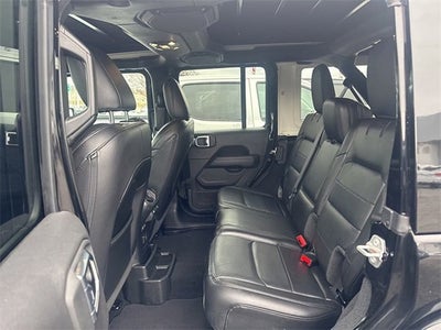 2023 Jeep Wrangler 4-Door Sahara Altitude 4x4