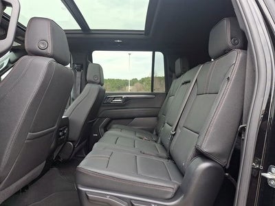 2025 Chevrolet Suburban RST