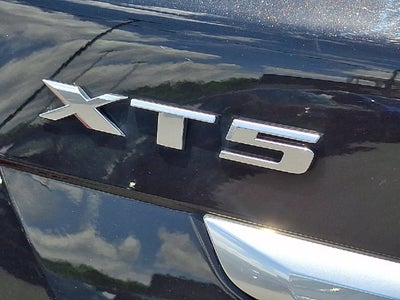 2023 Cadillac XT5 FWD Premium Luxury