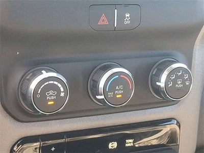 2023 RAM 3500 Tradesman Crew Cab 4x4 8' Box