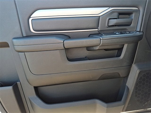 2024 RAM 2500 Tradesman Regular Cab 4x4 8' Box