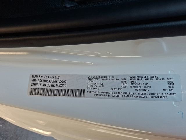 2024 RAM 2500 Tradesman Regular Cab 4x4 8' Box